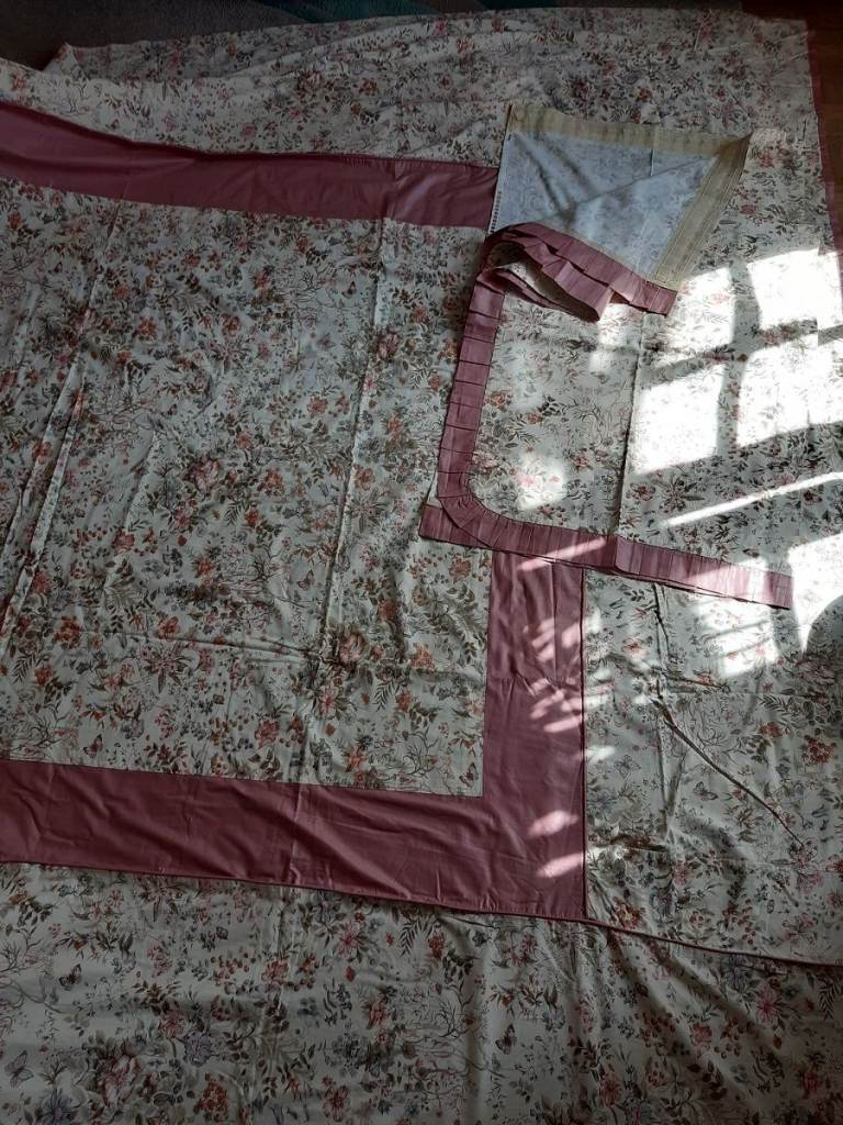 Pair of curtains (48w X 68d Inches) & matching summer bedspread