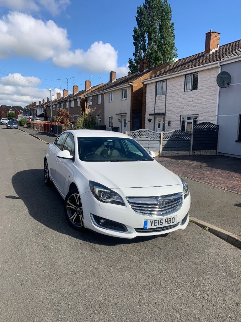 Vauxhall, INSIGNIA, Hatchback, 2016, Manual, 1956 (cc), 5 doors