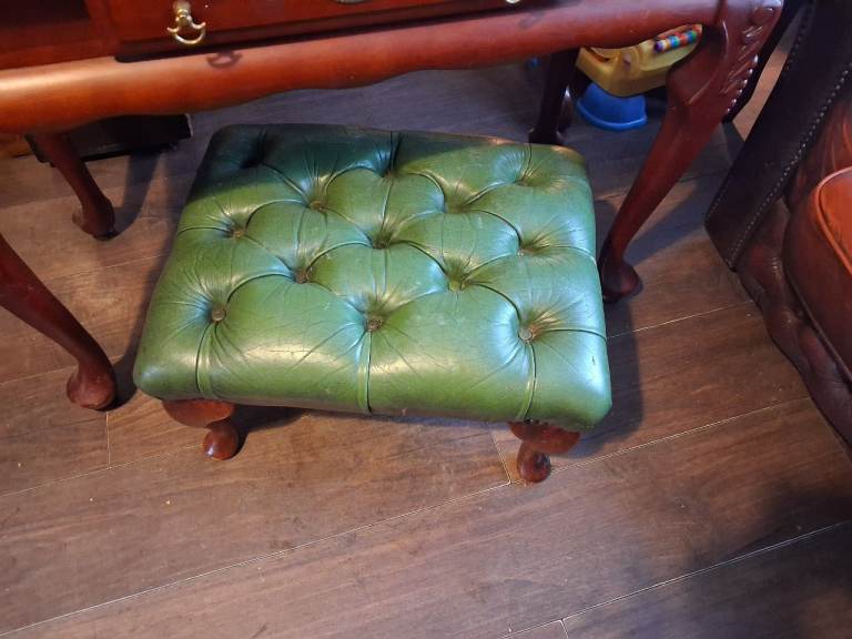 Traditional Chesterfield Queen Anne Footstool 