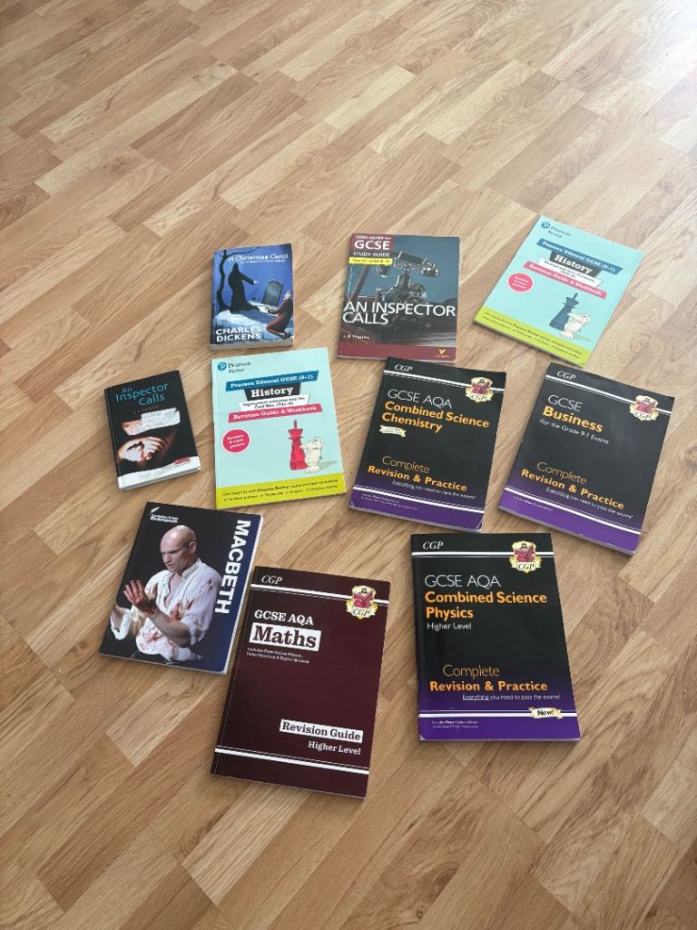 GCSE Revision Guides & Textbooks - Maths, Science, English, History, Business