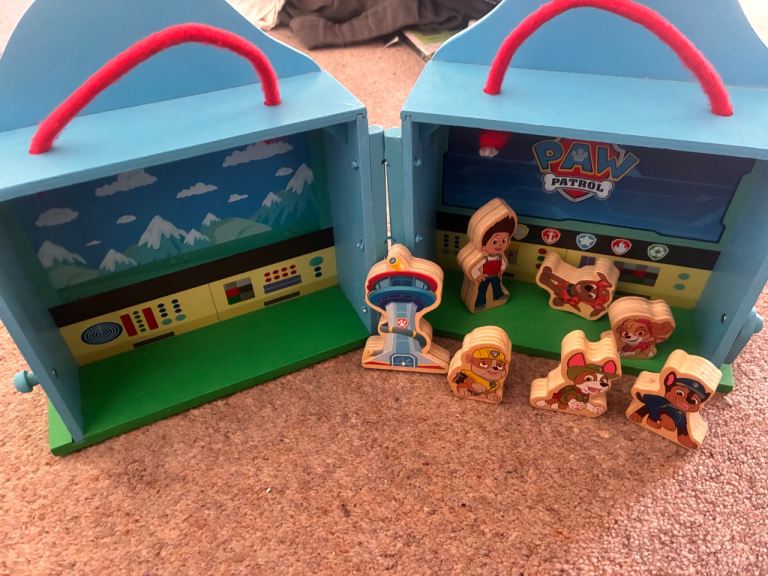 Lovely wooden paw patrol pack away play set 