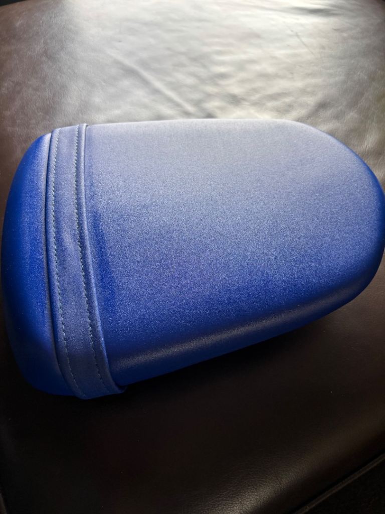 Suzuki gsxr  600 rear seat