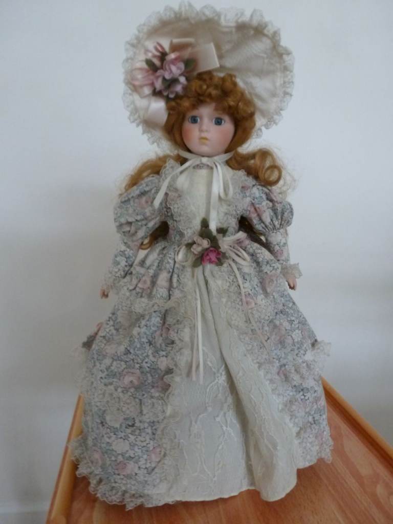 Leonardo Collectors Porcelain Doll, Florence