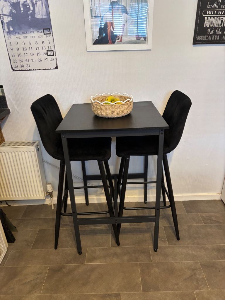 Black Bar Table with 2 Stools – Good Condition
