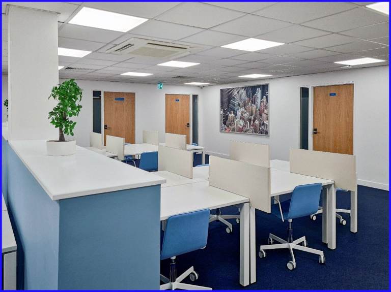 Edinburg - EH3 7AL, Looking for Desk Space? Coworking in HQ Coates Crescent
