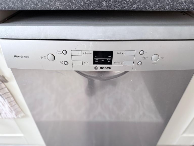 Dishwasher 