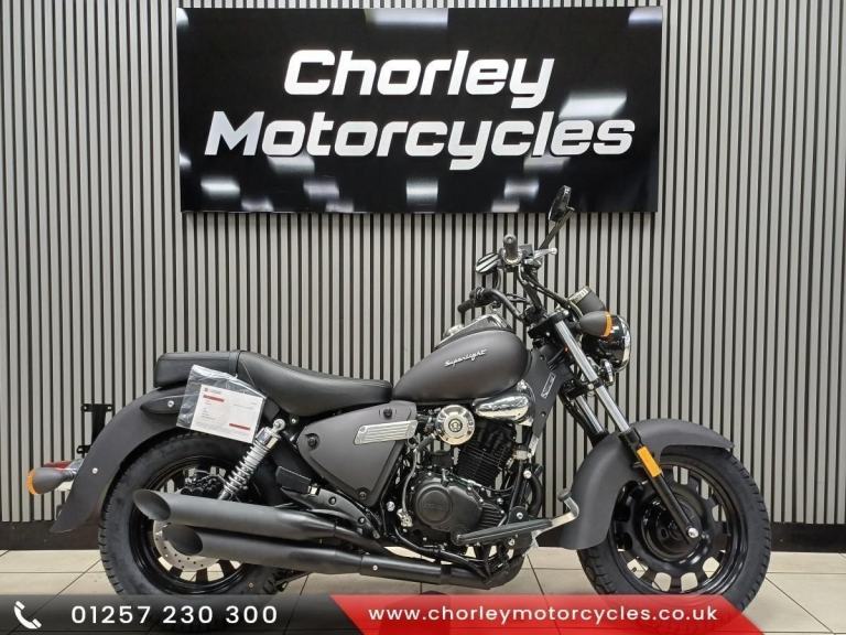 KEEWAY SUPERLIGHT 125cc  Brand new   2 years warranty    delivery arranged...