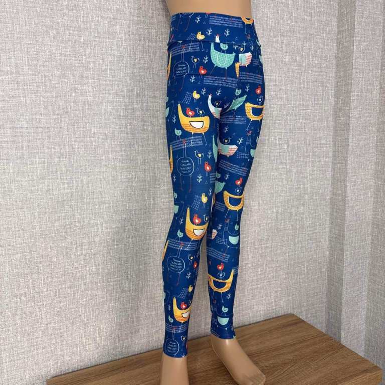 Girls 7-8 years soft, stretchy, high waisted blue Leggings with Fun Chicken Print – New