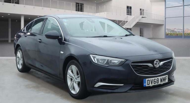 2018 Vauxhall Insignia 1.6 Turbo D ecoTec Tech Line Nav 5dr HATCHBACK DIESEL Manual