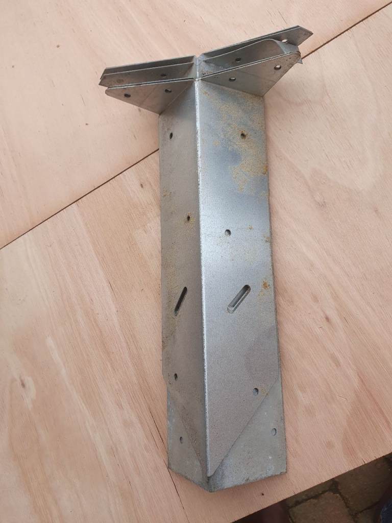 Metal Fence Repair Arris Support – Silver, Good Condition