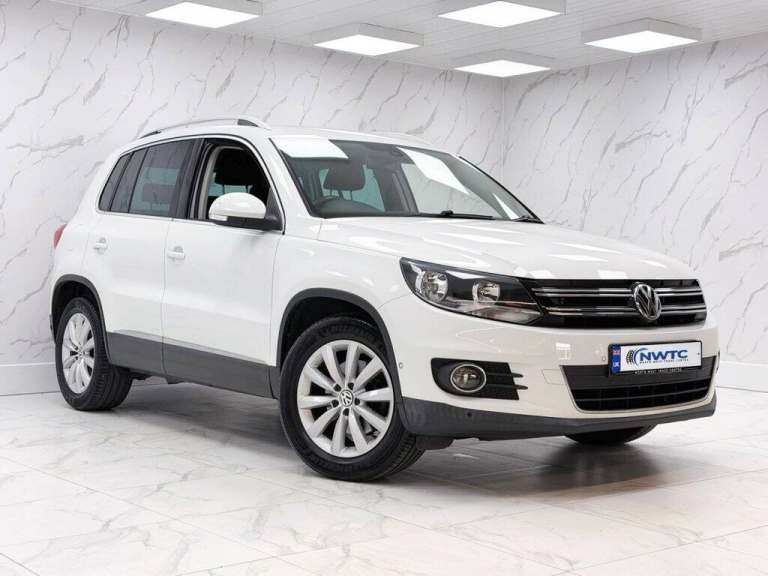 2015 Volkswagen Tiguan 2.0 TDI BlueMotion Tech Match SUV 5dr Diesel Manual 2WD Euro 5 (s/s) (140 ...