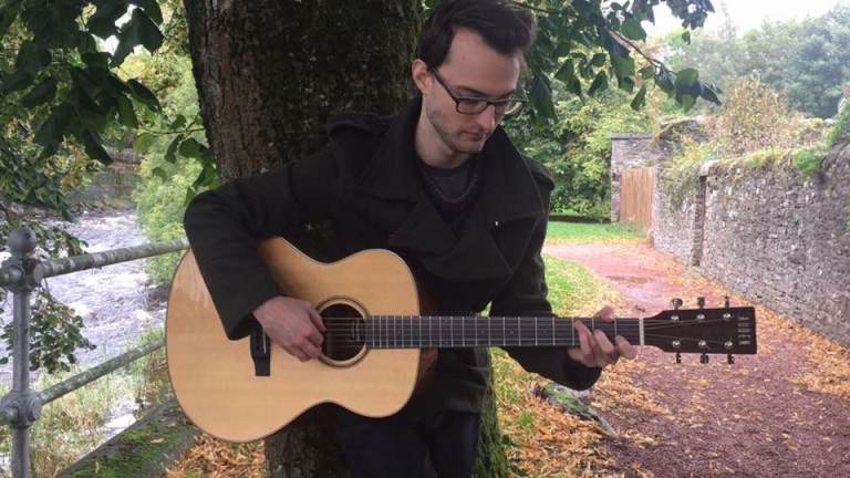 Acoustic Guitar Lessons - Fingerstyle, Chords, Songs & Songwriting 