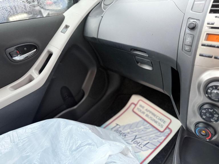 2010 Toyota Yaris 1.33 Dual VVT-i TR Euro 4 (s/s) 5dr HATCHBACK Petrol Manual