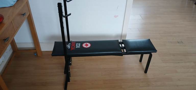 York 102 bench press