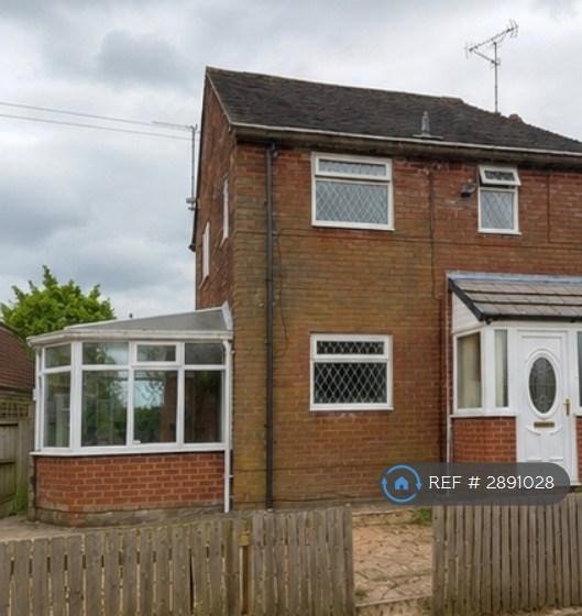 3 bedroom house in Fairway Road, Oldham, OL4 (3 bed) (#2891028)
