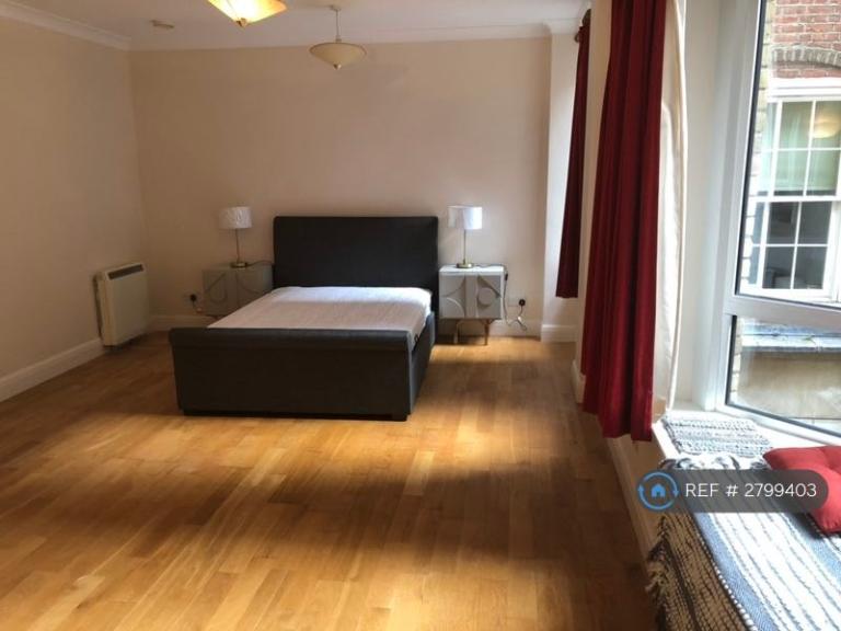 1 bedroom in Werna House, London, EC3R (#2799403)