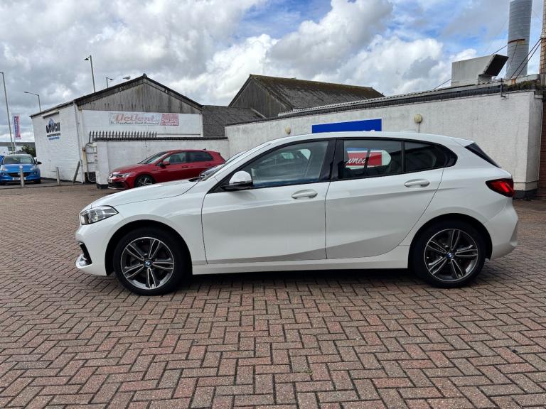 2022 BMW 1 Series 116d Sport 5dr Step Auto [Live Cockpit Pro] Hatchback Diesel Automatic