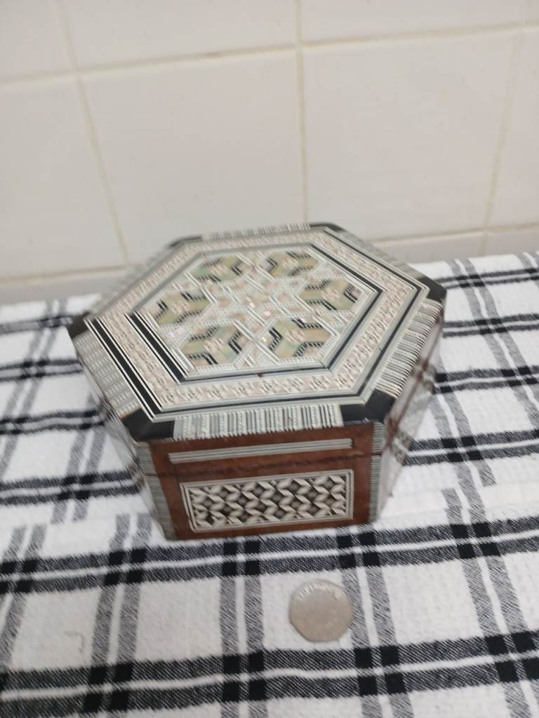 Mother of pearl wooden box