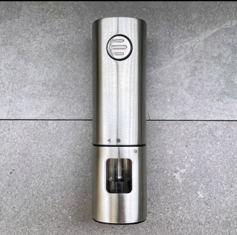 Cole & mason stainless Steel  pepper grinder or salt 