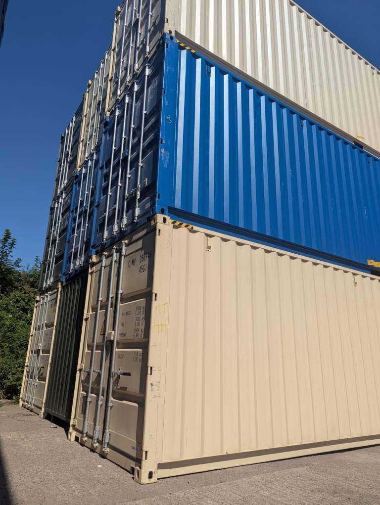 40ft Brand New & Used Shipping Container For Shipping And Storage In UK For Sale.