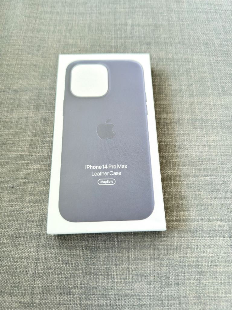 Genuine Apple iPhone 14 Pro Max leather case magsafe, please read details
