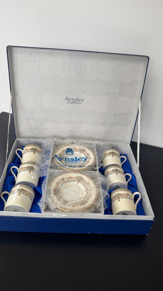 Aynsley Henley Bone China Tea Set – 6 Cups and Saucers, NEW in Box
