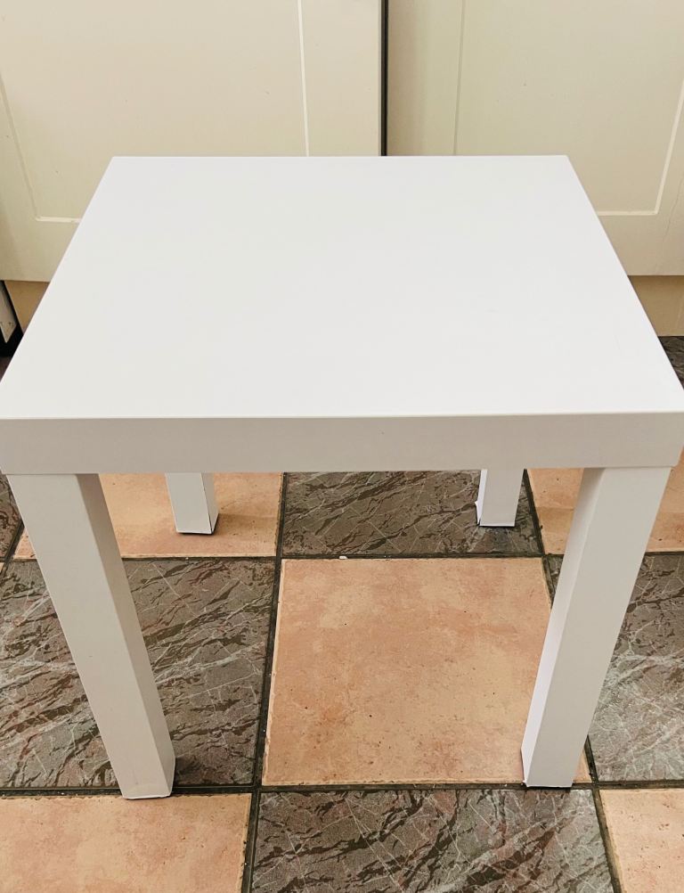 White table 