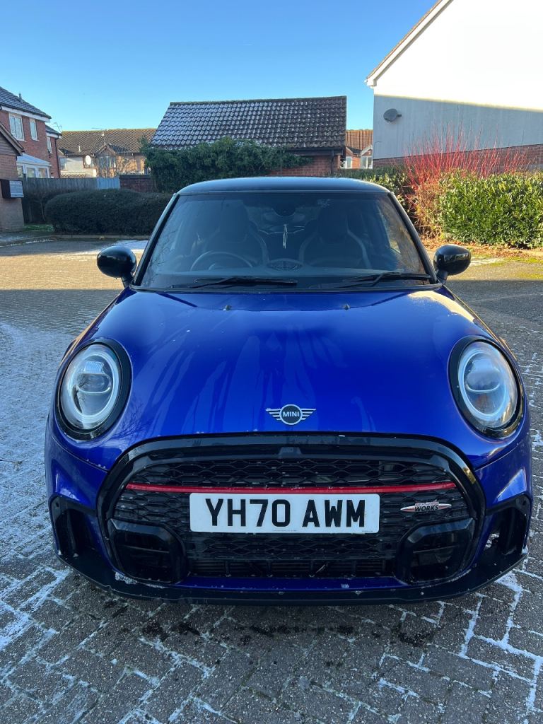 2020 Automatic low mileage Mini Cooper s JCW Black addition Low Millage 