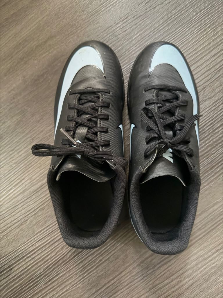 Nike Black & Blue Football Boots - Size UK 4 - Good Condition