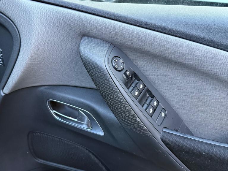 2013 Citroen C4 Picasso 1.6 e-HDi 115 Airdream Exclusive 5dr ETG6 MPV Diesel Automatic