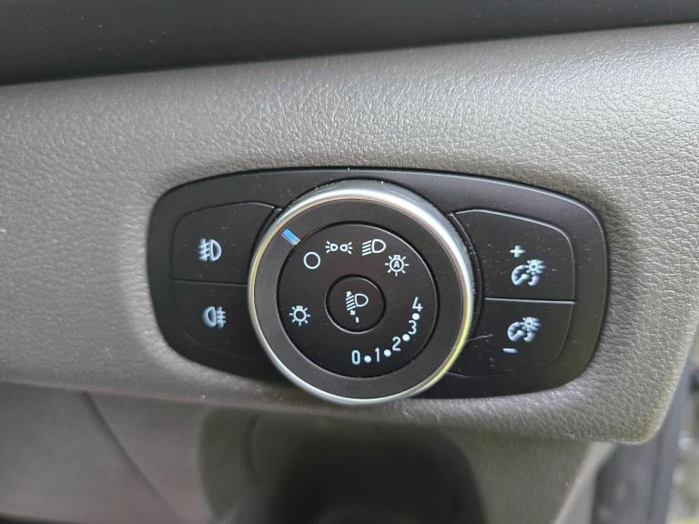 2022 Ford Transit Custom 2.0 EcoBlue 130ps Low Roof Limited Van PANEL VAN DIESEL Manual