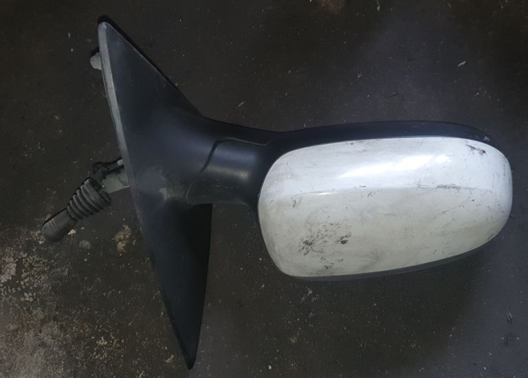 Vauxhall Corsa C Right Side Wing Mirror White 2003