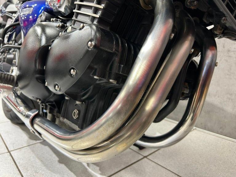 Y/2001 Triumph Legend TT 900 - 14916 miles - GREAT CONDITION!!