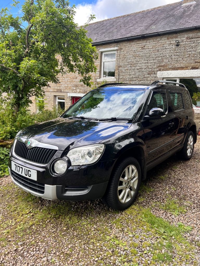 Skoda, YETI, Hatchback, 2010, Manual, 1968 (cc), 5 doors