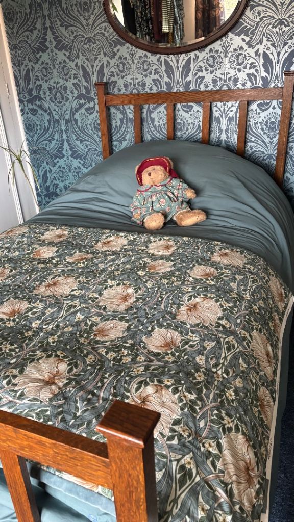 Free Edwardian single bed