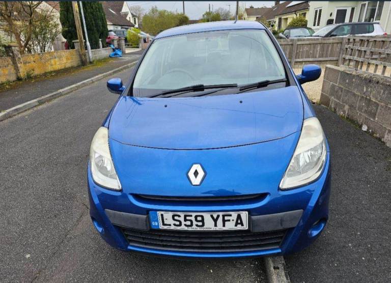 2009 Renault Clio Automatic 