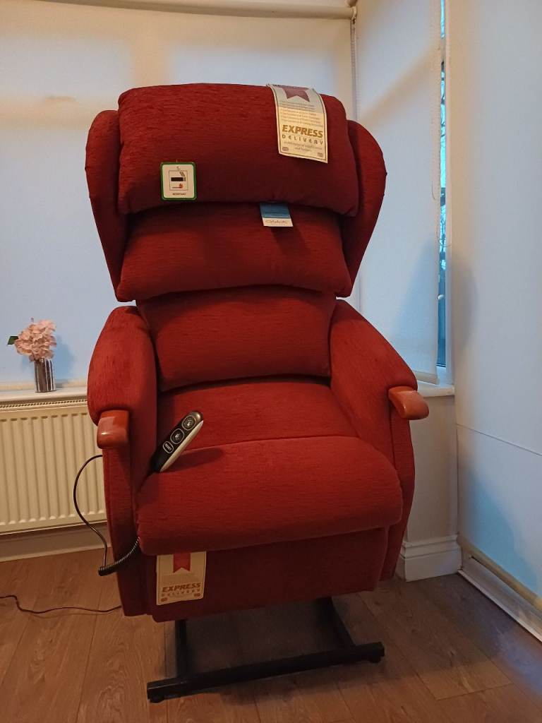 Electric Rise And Recliner Chair 