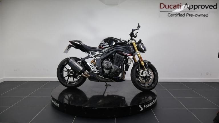 TRIUMPH SPEED TRIPLE RS 1160 - 2021 - 5450 MILES