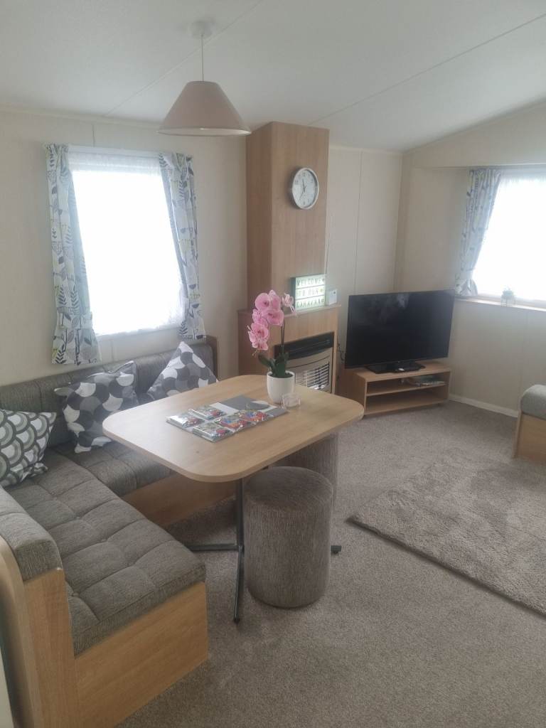 C&H CARAVAN HIRE TRECCO BAY PORTHCAWL HOLIDAY LET ONLY 