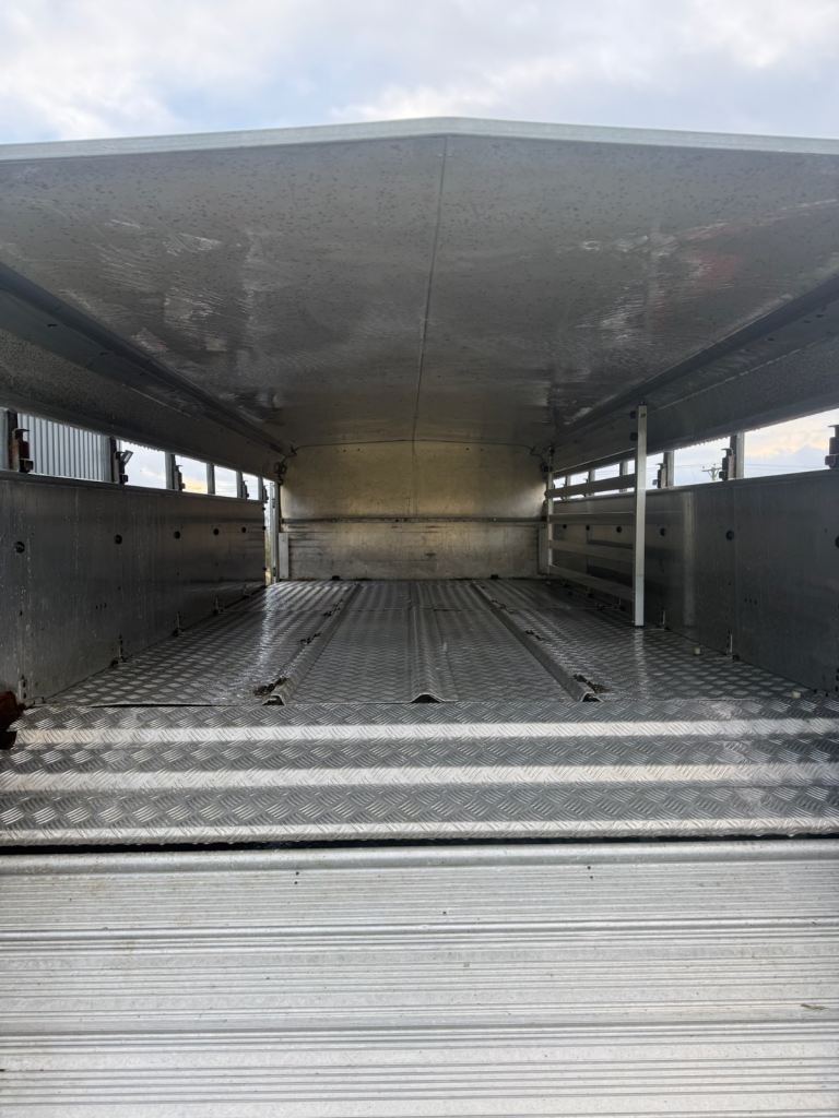 Livestock trailer 