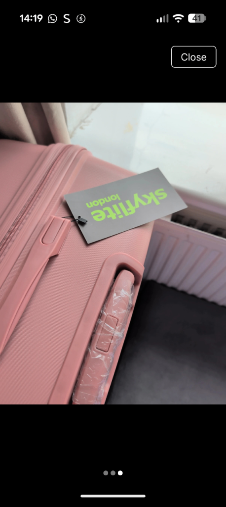 New Skyflite London Pink Suitcase with Tags