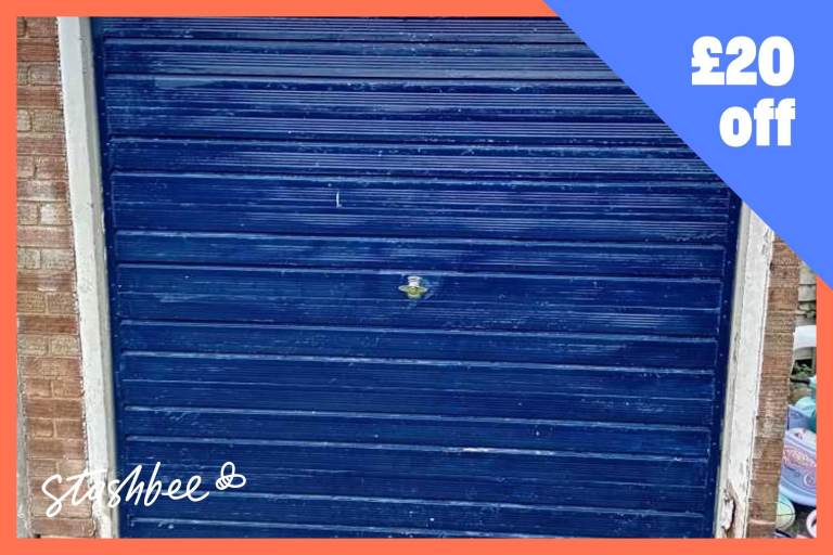 Garage to rent in Dagenham (RM10) | Stashbee