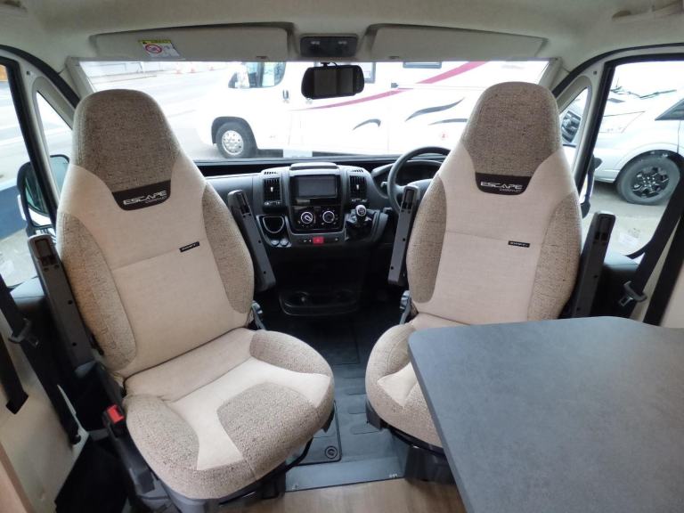 Swift Escape Compact C404 Motorhome DIESEL MANUAL 2021/71