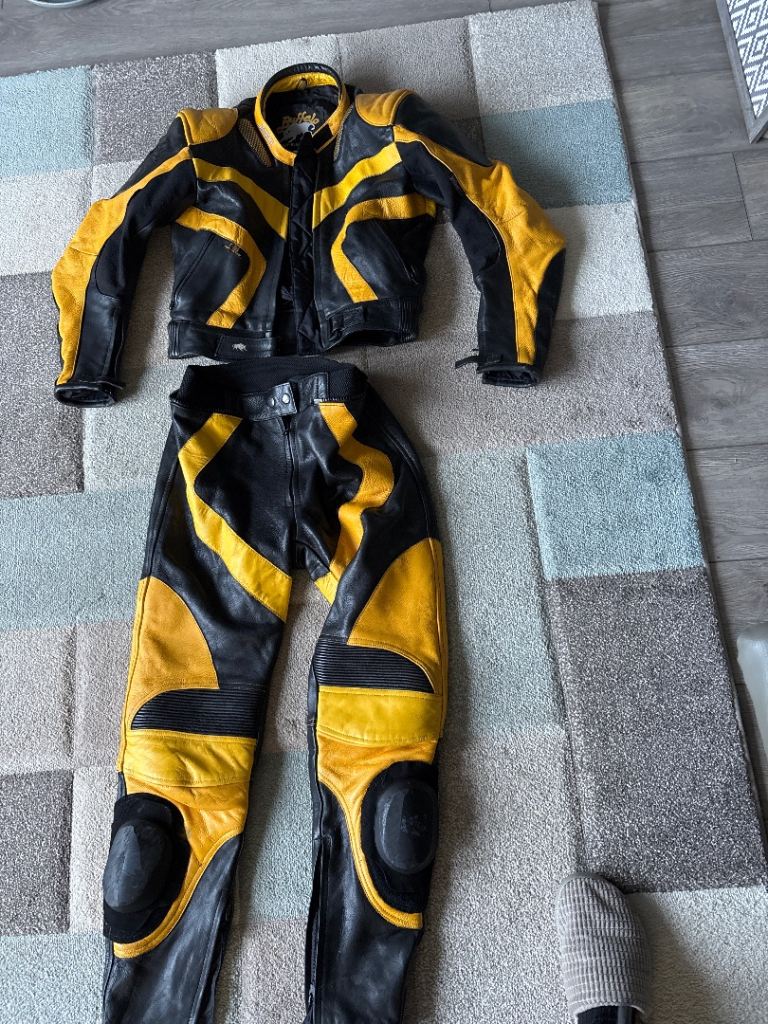 Ladies motorcycle leathers 