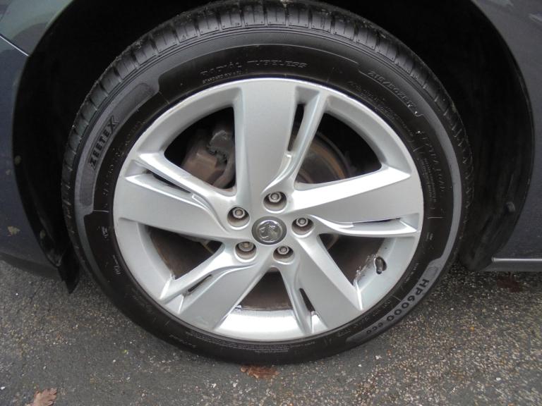 2013 Vauxhall Astra 1.4i 16V SRi 5dr HATCHBACK Petrol Manual