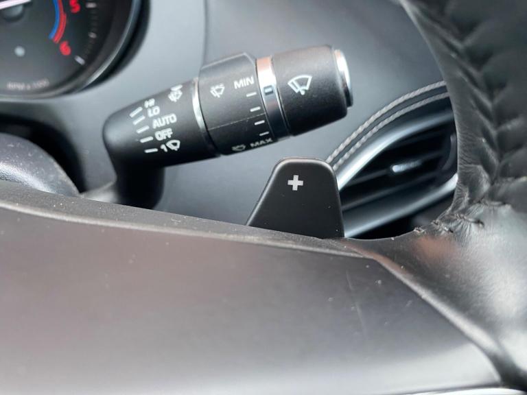 2016 Jaguar XE 2.0d R-Sport Auto Euro 6 (s/s) 4dr SALOON Diesel Automatic