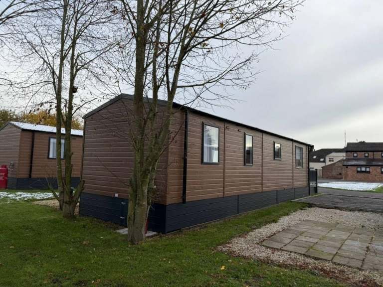Atlas Chorus in North Lincolnshire  - Lodge / Caravan 