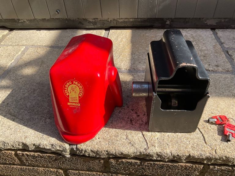 Bull dog caravan , trailer tow hitch lock heavy duty.