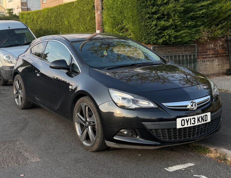 Vauxhall, ASTRA GTC, Hatchback, 2013, Manual, 1364 (cc), 3 doors