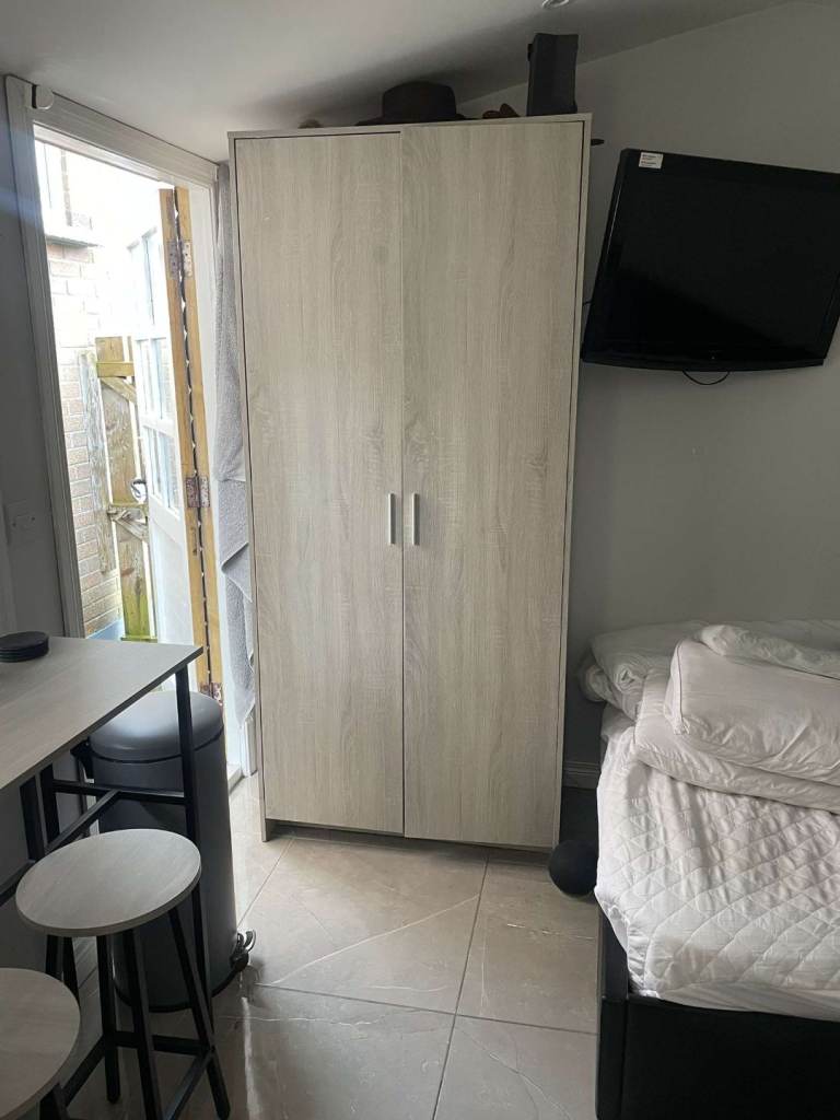 1 bed accommodation 